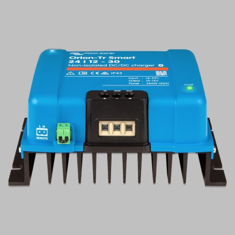 Booster di carica 24/12V  VICTRON 30A per batterie AGM, GEL, LiFePo4